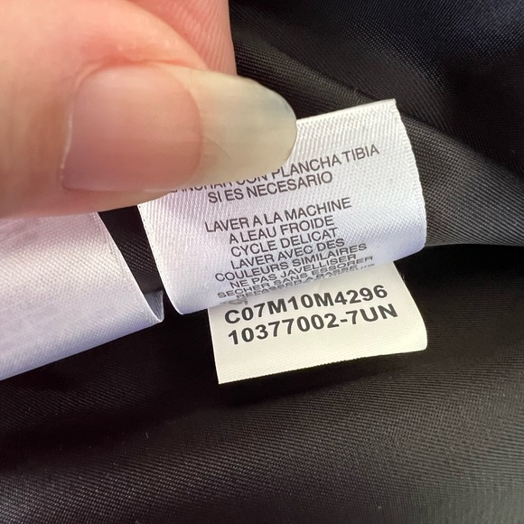 Jones New York Front Zip Quilted Jacket Medium Lined Padded Belt Tie Grey $169 - Picture 12 of 13